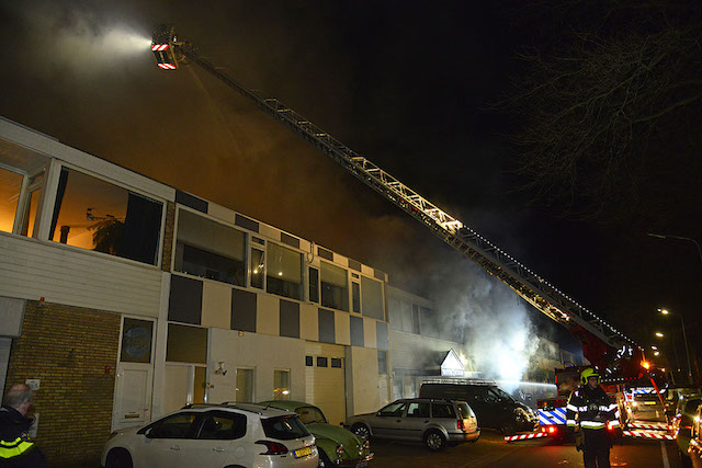 2018/47/20180218-02u47 GB 029 Zeer grote brand Jan van Gentstraat.jpg